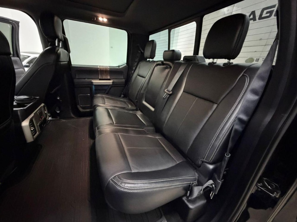Ford F-150 Lariat — foto 14